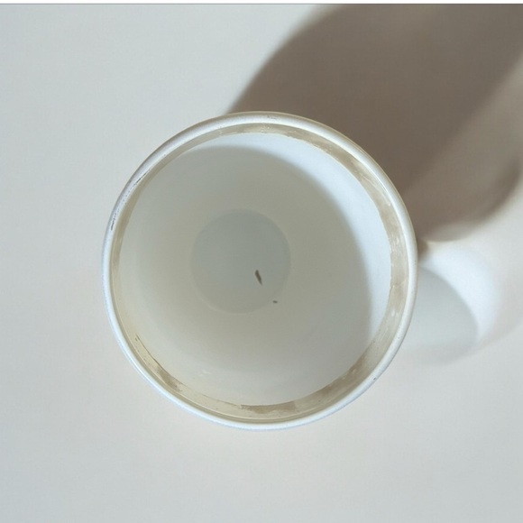 White Matte Glass Mug With Textured Exterior and Glossy Interior - Picture 4 of 7